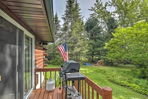 Cottage (3 Bedrooms) | Interior - Lakefront Phelps Cottage w/ Private Boat Dock (Eagle River)
