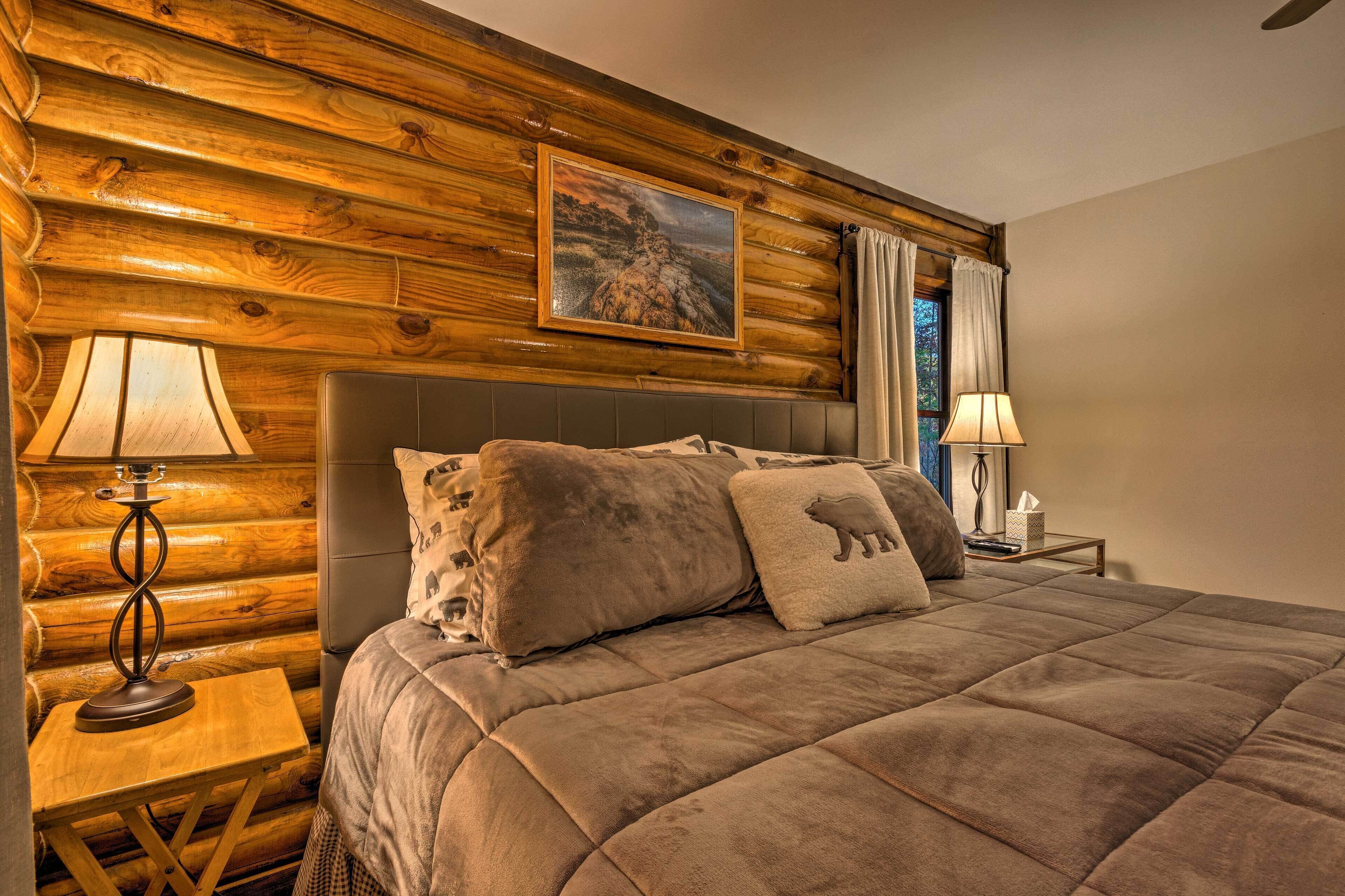 House (3 Bedrooms) | Interior