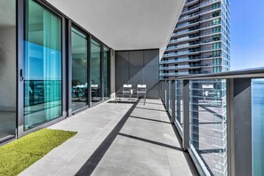 Apartment (2 Bedrooms) | Interior - Luxe Miami Condo w/ Community Pool & Hot Tub! (Miami)