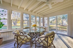 House (4 Bedrooms) | Front of property - Granger 'hedge House' w/ Sunroom & Yard Games (Granger)