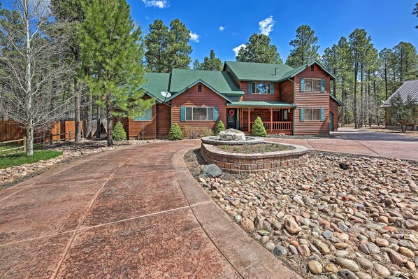 House (6 Bedrooms) | Interior - Near Woodland Lake Park: Cabin w/ Serene Deck! (Pinetop)