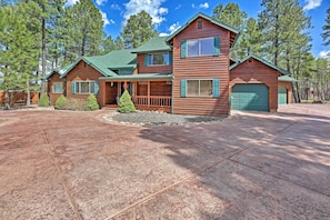 House (6 Bedrooms) | Interior - Near Woodland Lake Park: Cabin w/ Serene Deck! (Pinetop)