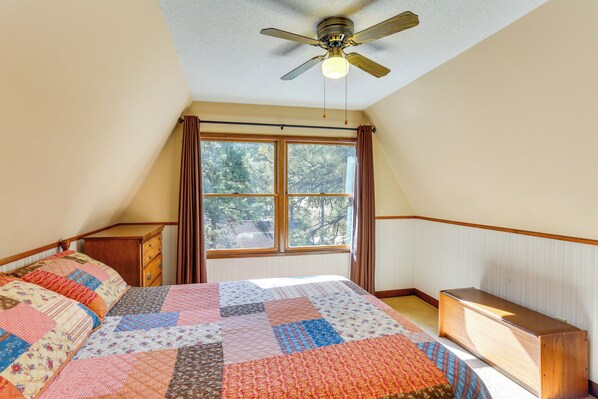 House (4 Bedrooms) | Interior - Cozy Black Hills Nature Retreat w/ Private Deck! (Rapid City)