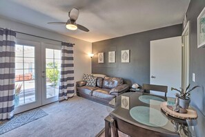 Apartment (1 Bedroom) | Interior - 4 Mi to Beach: Lake Havasu Apartment w/ Pool! (Lake Havasu City)