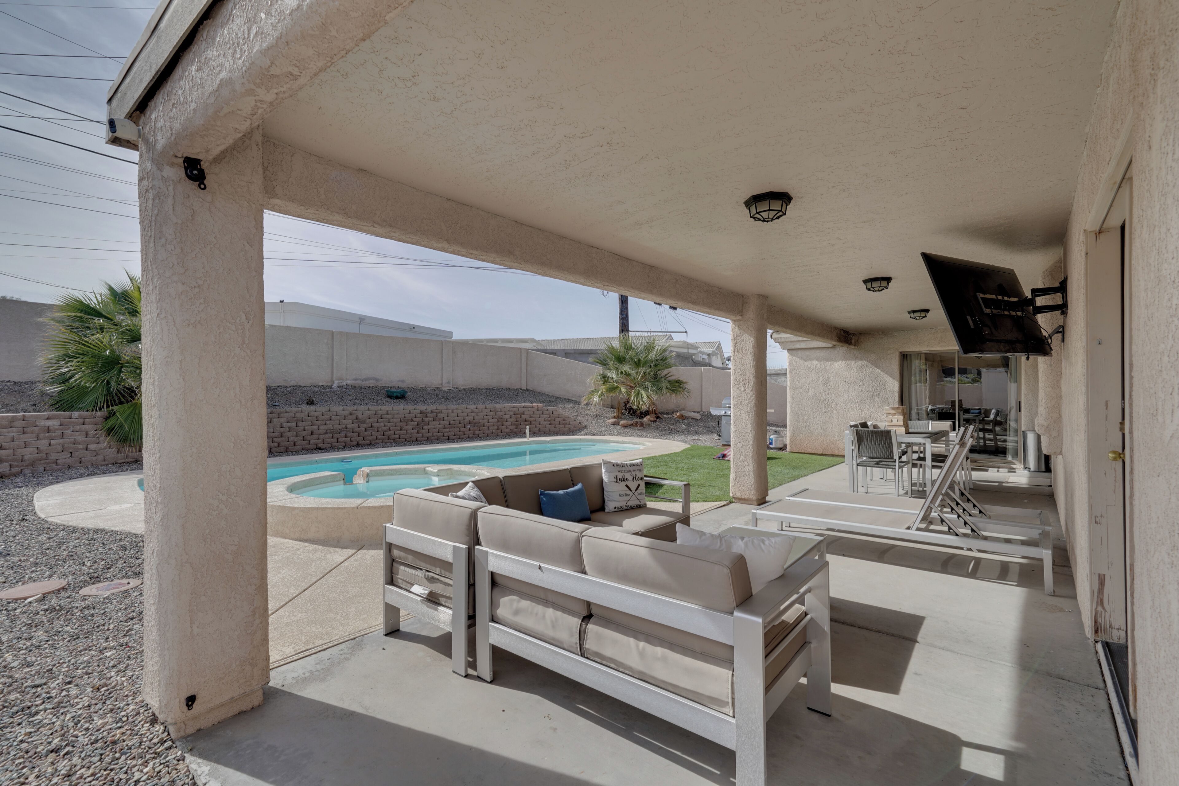 House (4 Bedrooms) | Interior