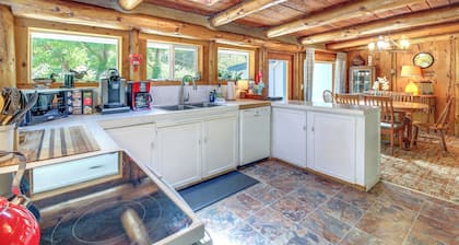 Rustic Bandon Log Cabin on 5 Acres of Woodlands!