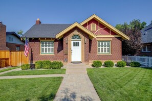 House (3 Bedrooms) | Front of property - Charming Midtown Brick Home: Walk to Truckee River (Reno)