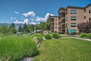 Apartment (2 Bedrooms) | Interior - Lake Chelan Resort Condo: Pool & Hot Tub Access! (Manson)