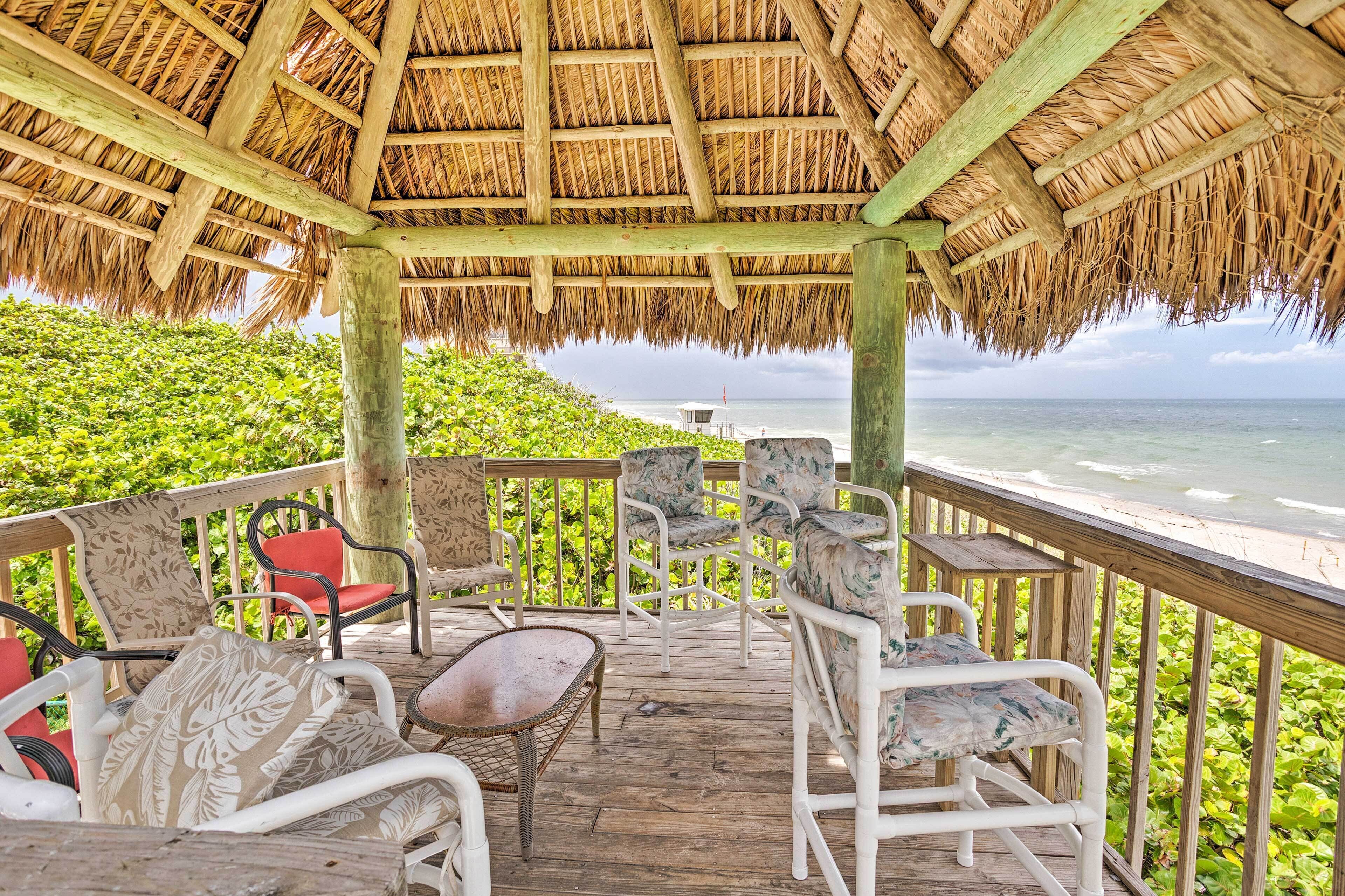 House (3 Bedrooms) | Property grounds