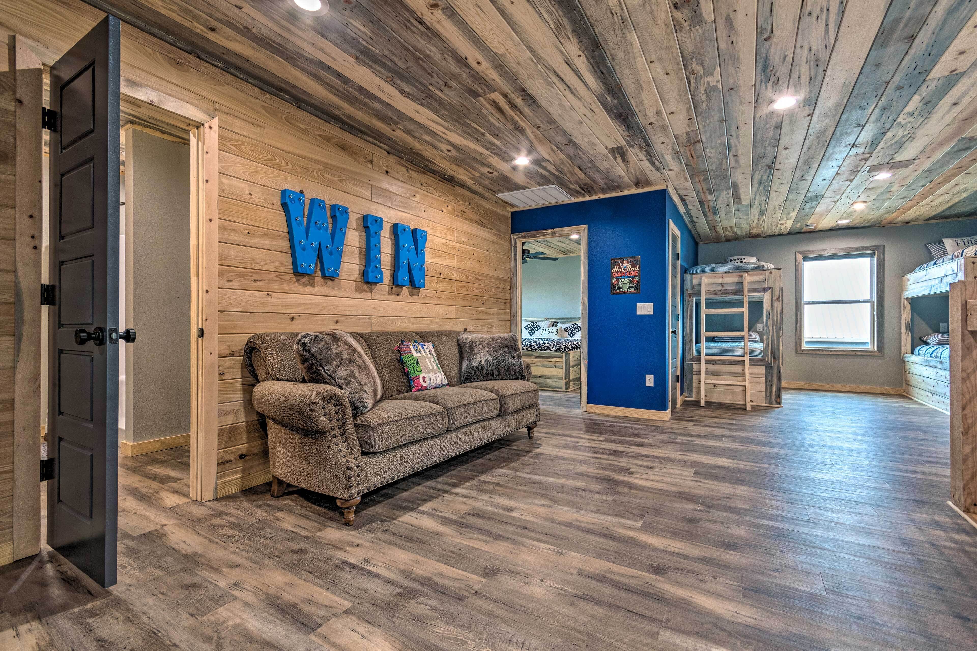 Rumah (5 Bedrooms) | Interior