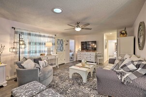 Cottage (3 Bedrooms) | Front of property