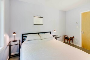 2 Schlafzimmer, laptopgeeigneter Arbeitsplatz, kostenlose Babybetten