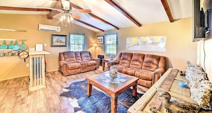 Newly Renovated Rockport Cottage 4 mil Beach