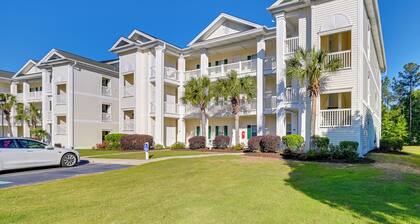 Cozy Condo w/ Golf Course View: 4 Mi to Shore!