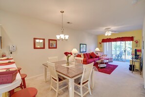 Apartment (2 Bedrooms) | Interior - Cozy Condo w/ Golf Course View: 4 Mi to Shore! (Myrtle Beach)