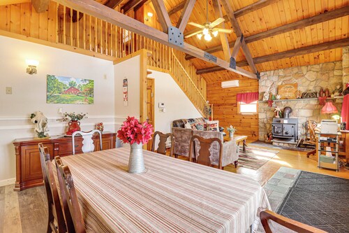 Hike + Ski: Log Cabin in East Stroudsburg!