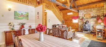 Hike + Ski: Log Cabin in East Stroudsburg!