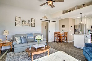 Casa (2 Bedrooms) | Interior