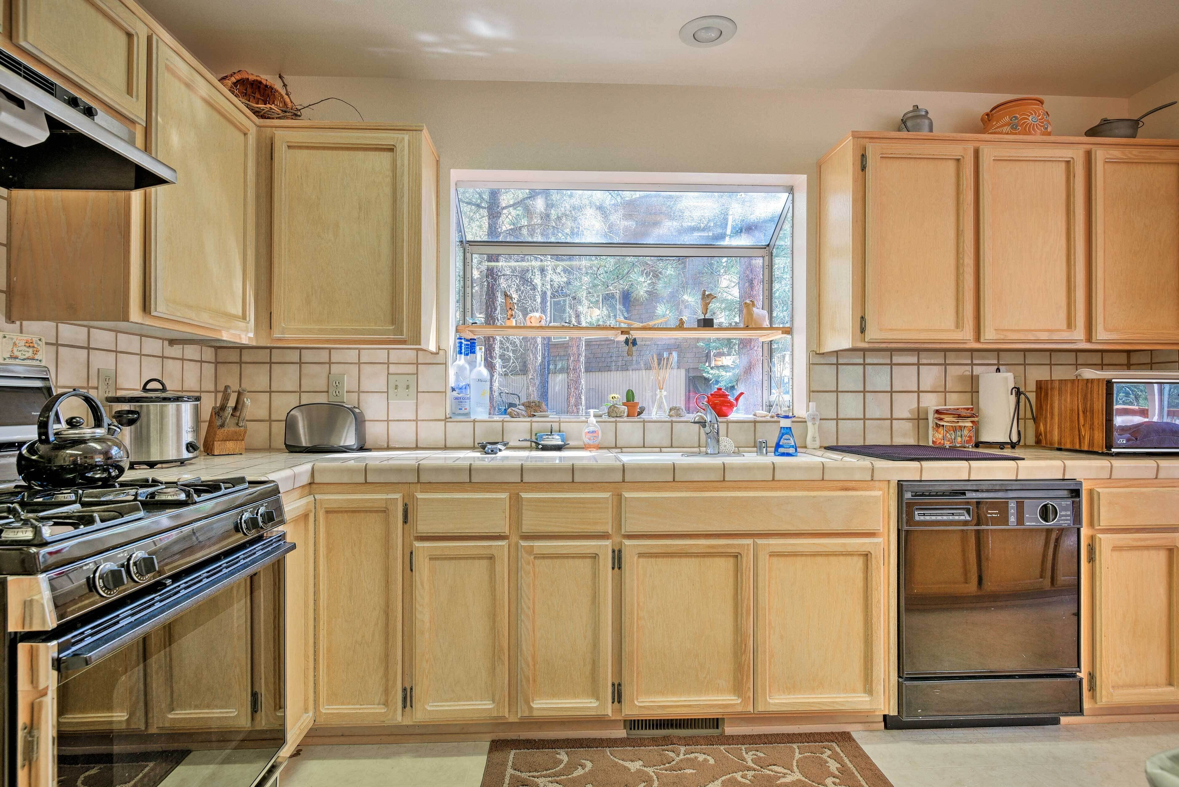 Microwave, oven, stovetop, blender