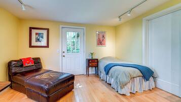 Apartment (1 Bedroom) | Interior