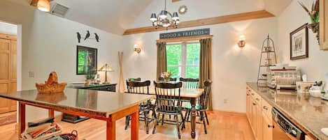 Cottage (2 Bedrooms) | Intérieur