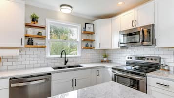 Rumah (2 Bedrooms) | Interior