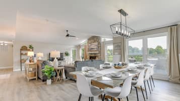 House (2 Bedrooms) | Interior