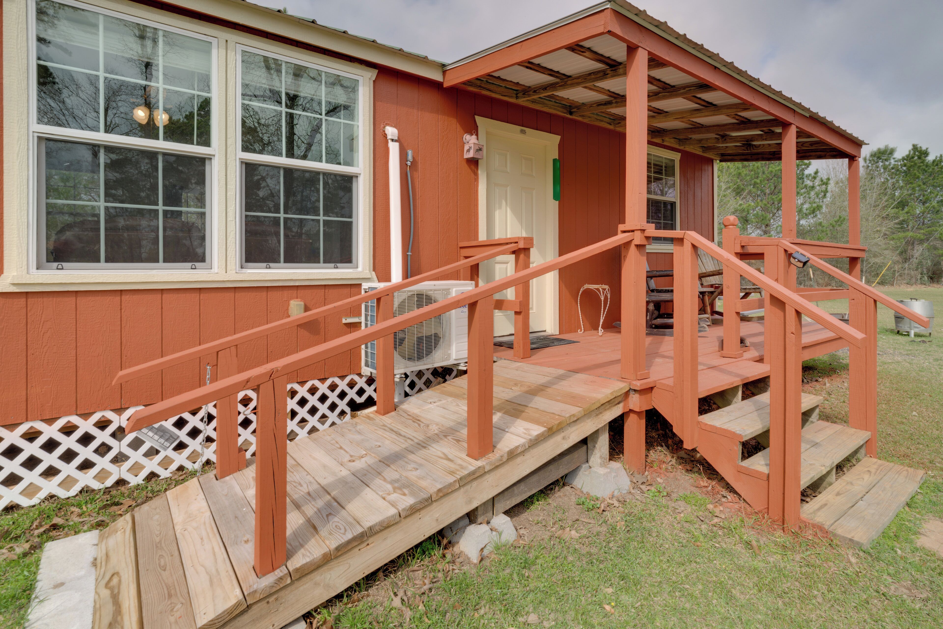 House (2 Bedrooms) | Front of property