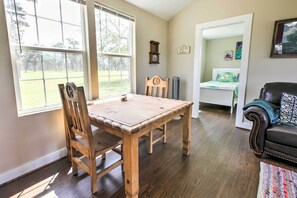 บ้านพัก (2 Bedrooms) | ภายใน