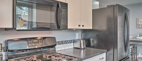 獨棟房屋 (3 Bedrooms) | 私人廚房 | 微波爐、烤箱、爐台、洗碗機