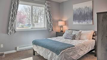 House (3 Bedrooms) | 3 bedrooms, iron/ironing board, bed sheets