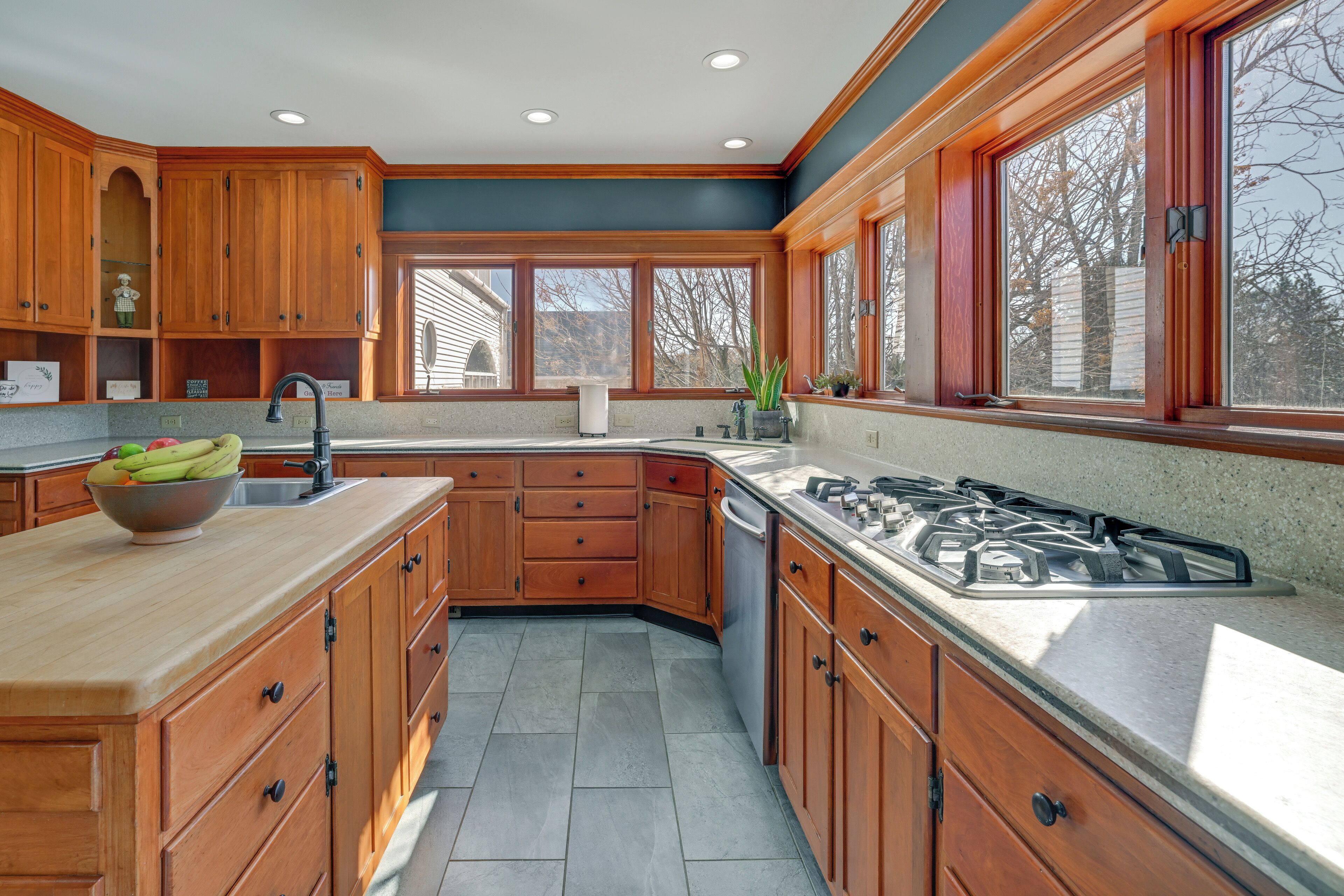 House (Multiple Bedrooms) | Interior