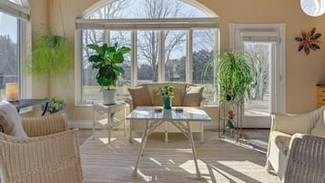 House (Multiple Bedrooms) | Interior