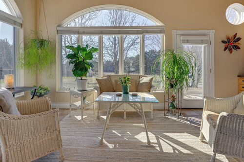 Large Home w/ Indoor Basketball Court + Game Room!