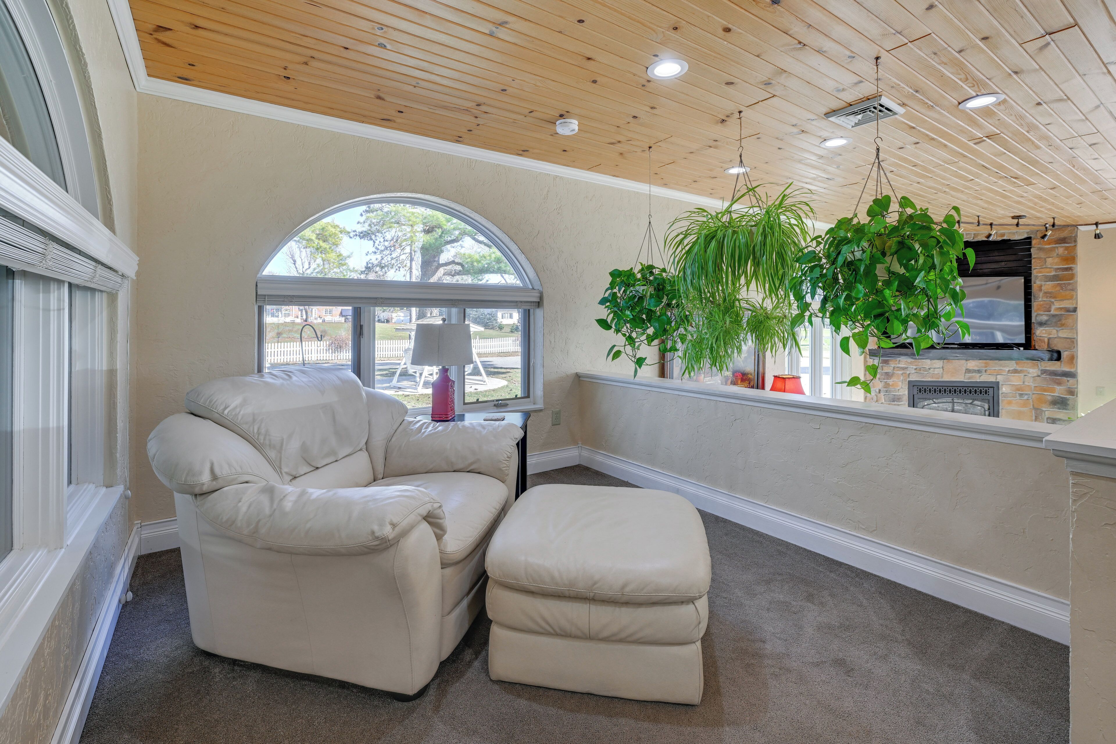 House (Multiple Bedrooms) | Interior