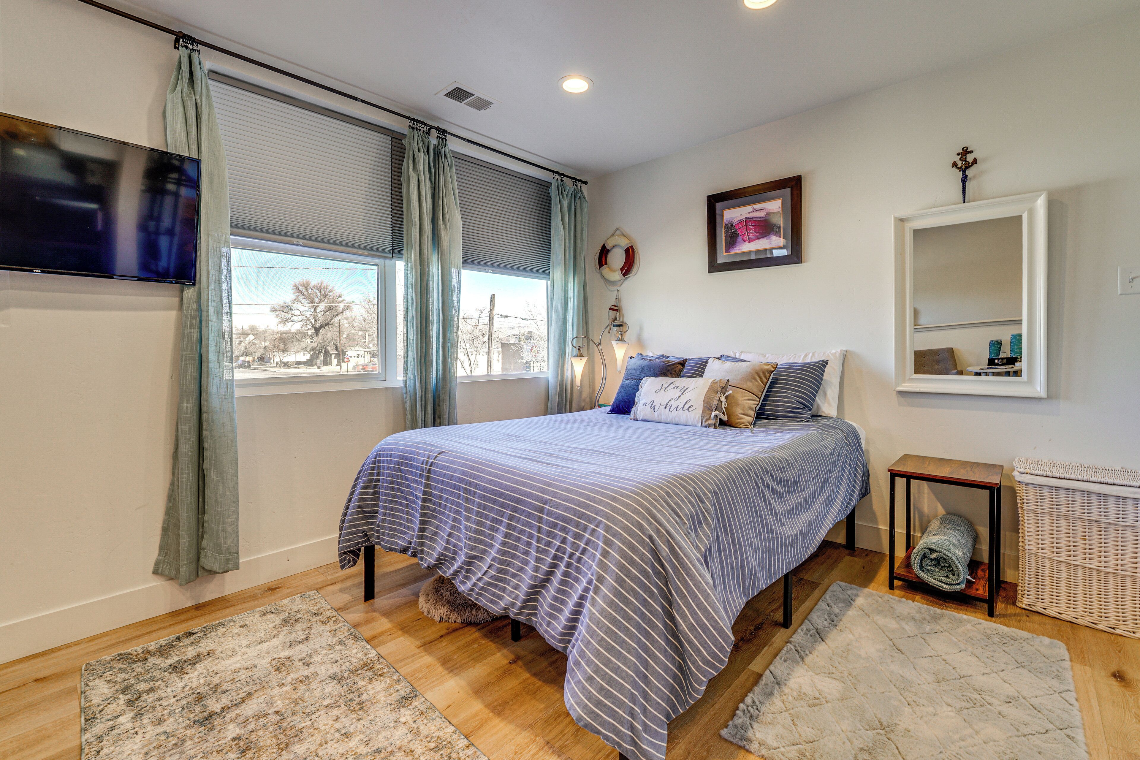 Apartment (0 Bedroom) | Interior