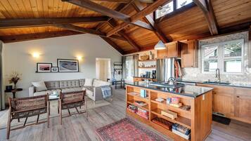 Rumah (2 Bedrooms) | Interior