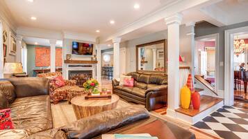 House (Multiple Bedrooms) | Front of property