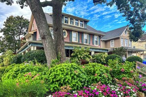 Casa (Multiple Bedrooms) | Interior