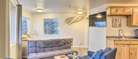 Apartment (1 Bedroom) | Interior