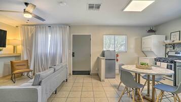 Apartment (1 Bedroom) | Interior