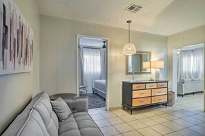 Apartment (1 Bedroom) | Interior