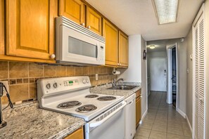 Apartment (1 Bedroom) | Interior