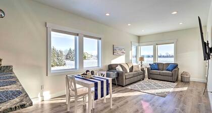 Bright La Conner Getaway w/ Mountain Views!