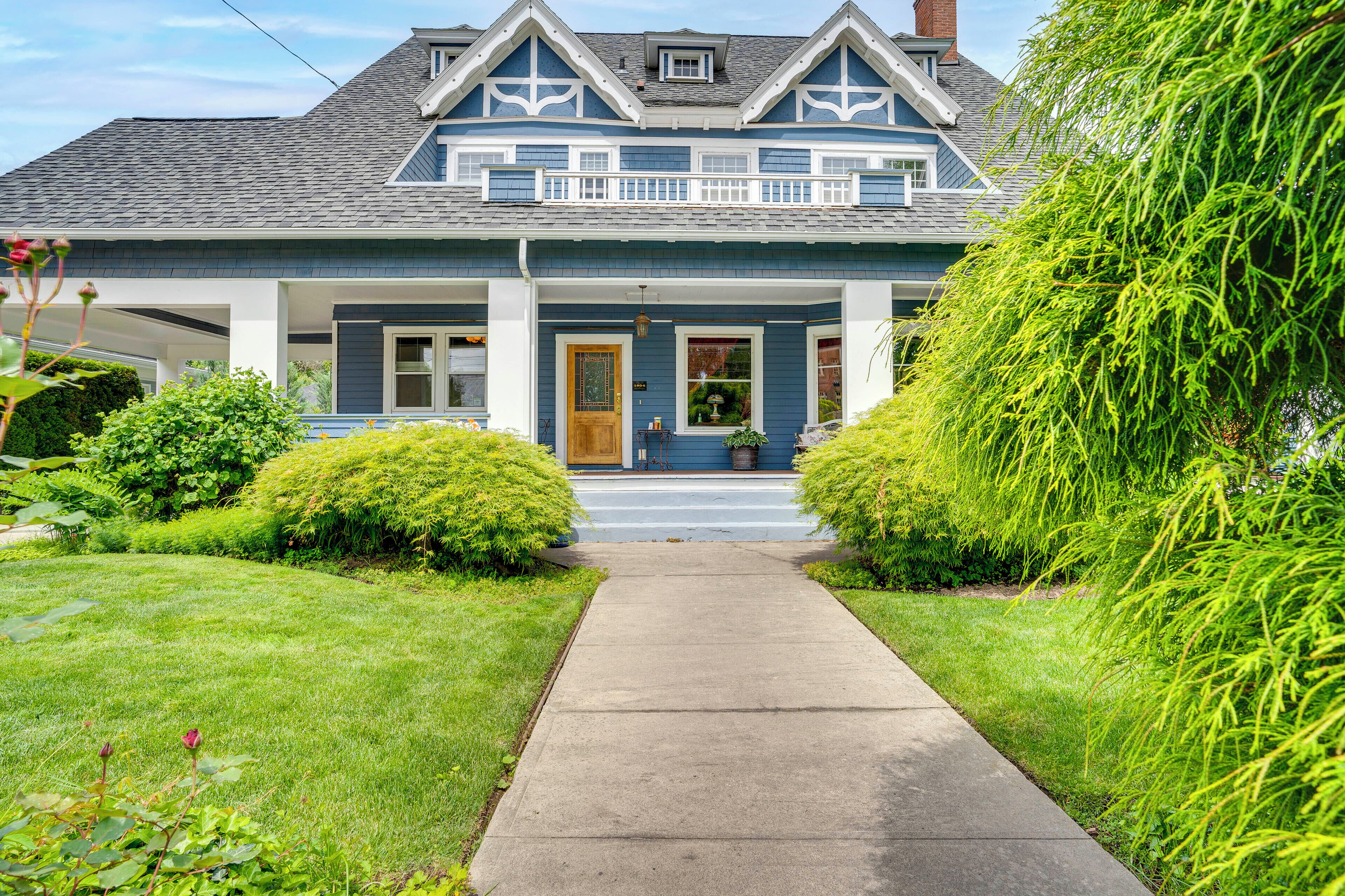 House (5 Bedrooms) | Exterior detail