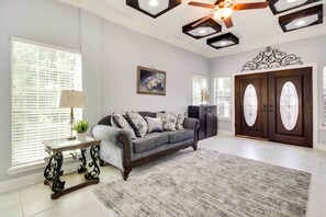 House (5 Bedrooms) | Interior - Luxe Southwest Houston Home w/ Balconies & Patio! (Houston)