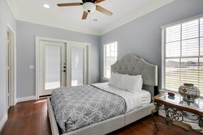 House (5 Bedrooms) | Interior