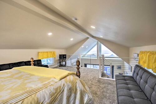 Peaceful Winter Retreat: Oregon Coastline Beach!