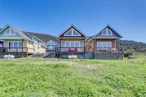 Apartment (2 Bedrooms) | Interior - Peaceful Winter Retreat: Oregon Coastline Beach! (Yachats)