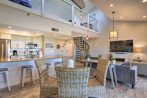 Heated Pool, Steps to Beach: Indian Shores Condo!